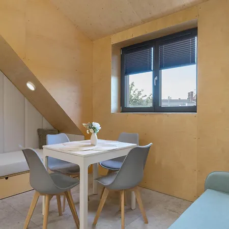 Апартаменты Waterlane Vintage Blisko Stoczni Gdanskiej By Renters