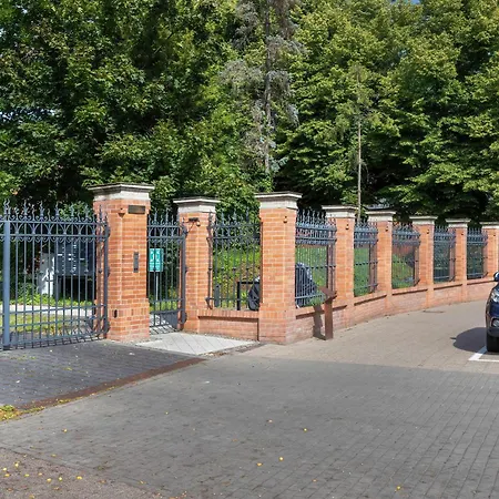 Lejlighed Waterlane Vintage Blisko Stoczni Gdanskiej By Renters Gdańsk